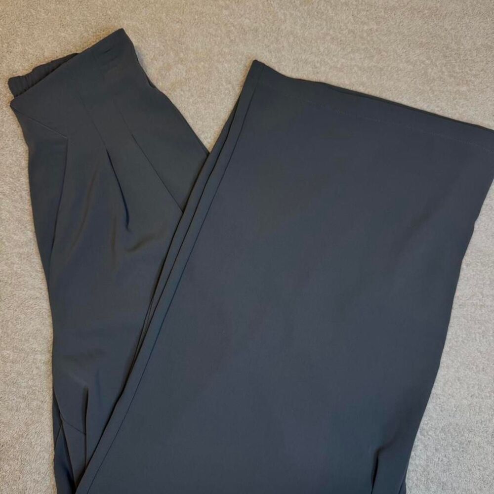 Grey, Pleated Work Pants!